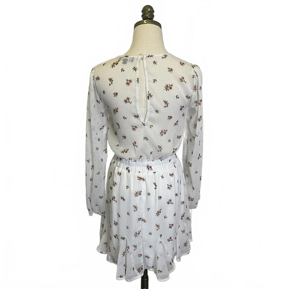 Trixxi Women's Size Small White Floral Long Sleeve V Neck Faux Wrap Dress - Picture 7 of 14